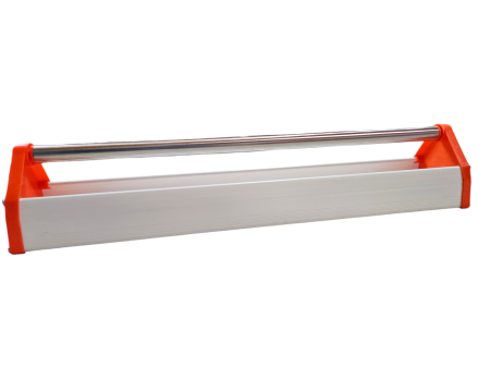 Karmnik plastikowy z wałkiem obrotowym 60