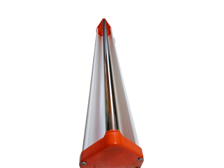 Karmnik plastikowy z wałkiem obrotowym 100